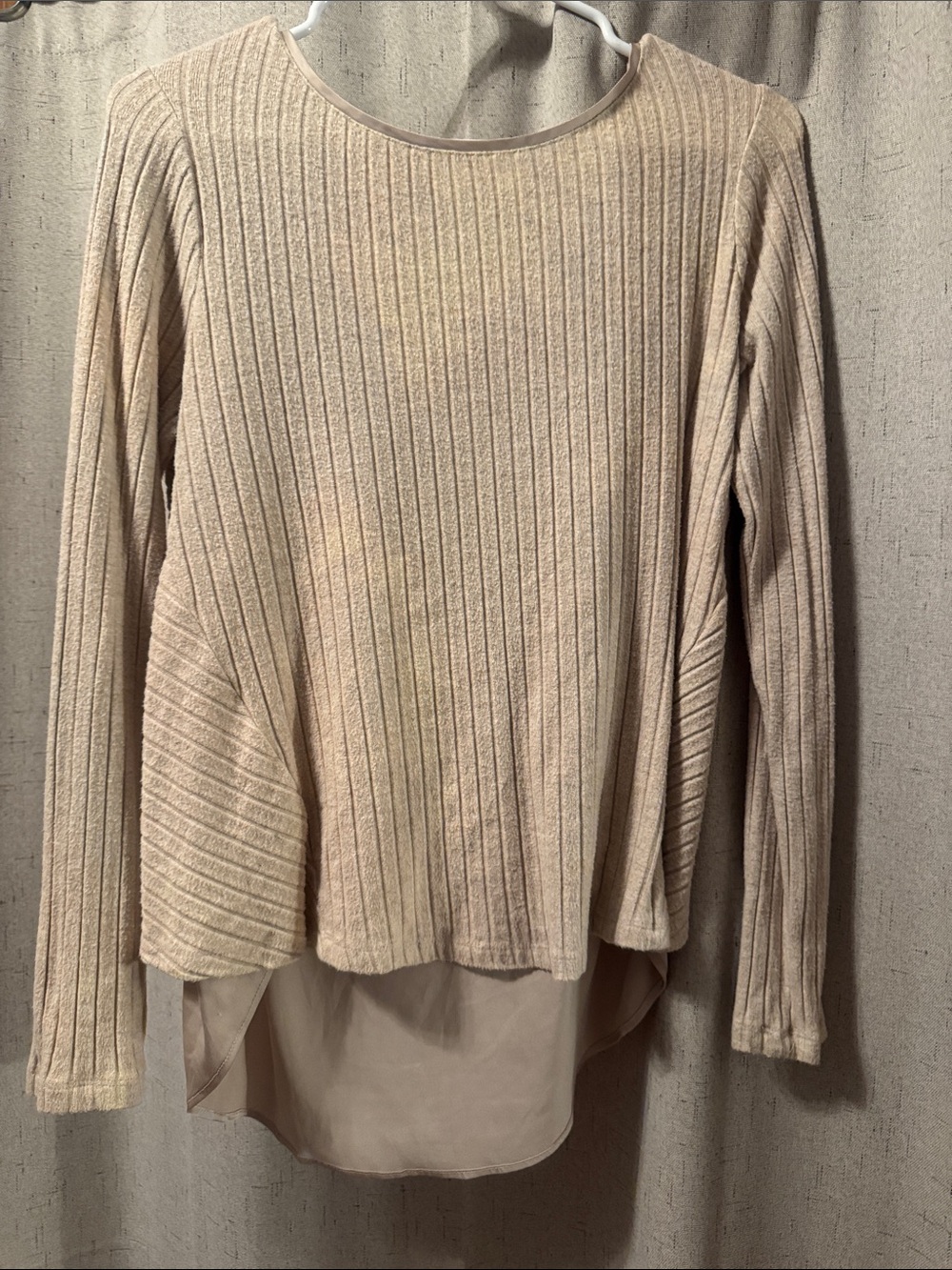 White House Black Market Cream Ribbed Long-Sleeve Layered-Hem Top